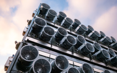 Kinh ngạc ‘máy hút bụi’ khổng lồ nhất thế giới: 1 năm hút 36.000 tấn CO2 tương đương cắt giảm 7.800 xe xăng, 2050 đặt mục tiêu thu giữ 1 tỷ tấn