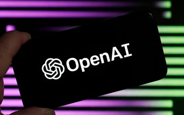 Hết thách thức trong mảng tìm kiếm, OpenAI tiếp tục đối đầu Google với trình duyệt AI riêng: Chrome có nên lo sợ?