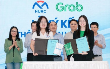 Người dân có thể mua vé tàu Metro số 1 qua ứng dụng Grab