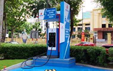Trạm sạc công cộng - động lực phát triển xe điện
