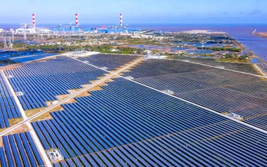 Vingroup muốn làm loạt dự án điện tái tạo, khí LNG hàng chục tỷ USD